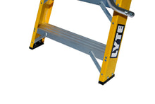 Load image into Gallery viewer, Lyte MagnaStep Glassfibre Widesteps 5 Tread (NYFWP5M)
